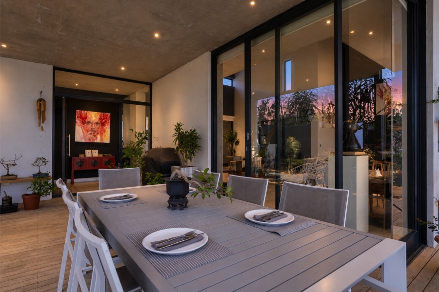 3 Bedroom Property for Sale in Heldervue Western Cape